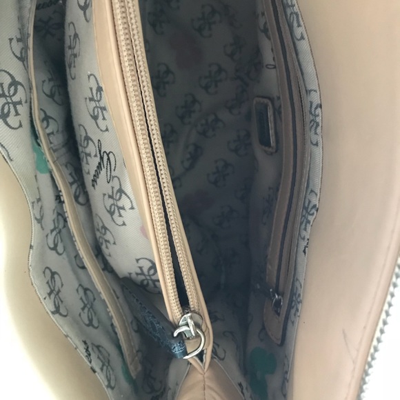Guess Purse! - Picture 6 of 8